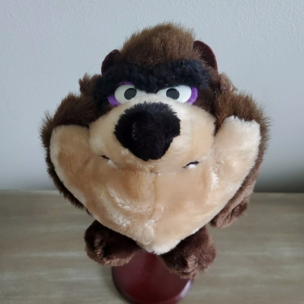Vintage 1993 Warner Bros Tasmanian Devil Plush Toy